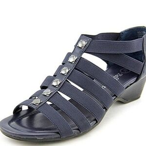 Bella Vita Size 12 Wedges